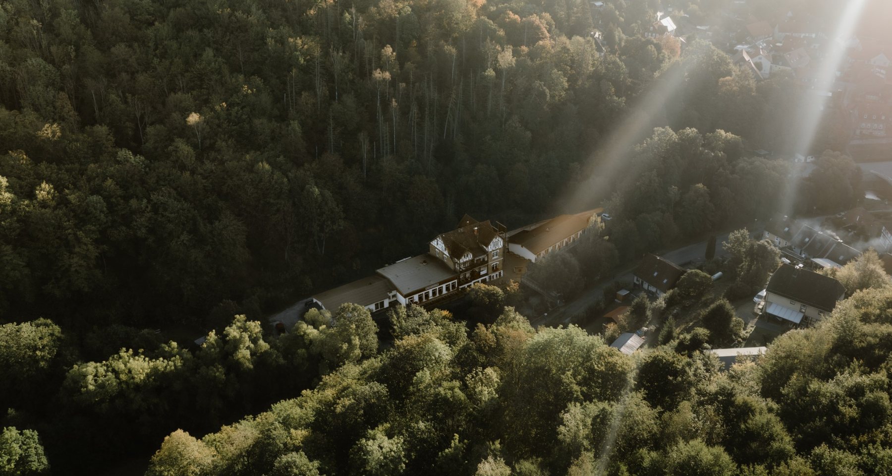 Bodetaler Basecamp Lodge mitten im Wald im Harz