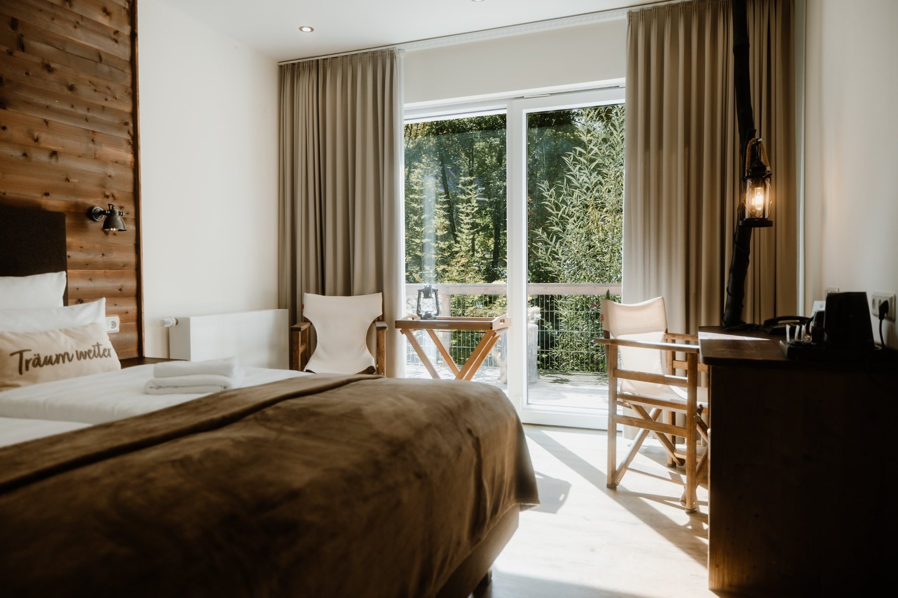 Zimmer und Suite im Bodetaler Basecamp Lodge